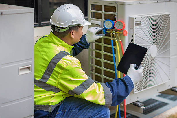 Professional Hvac technician working in Princeton Junction, NJ